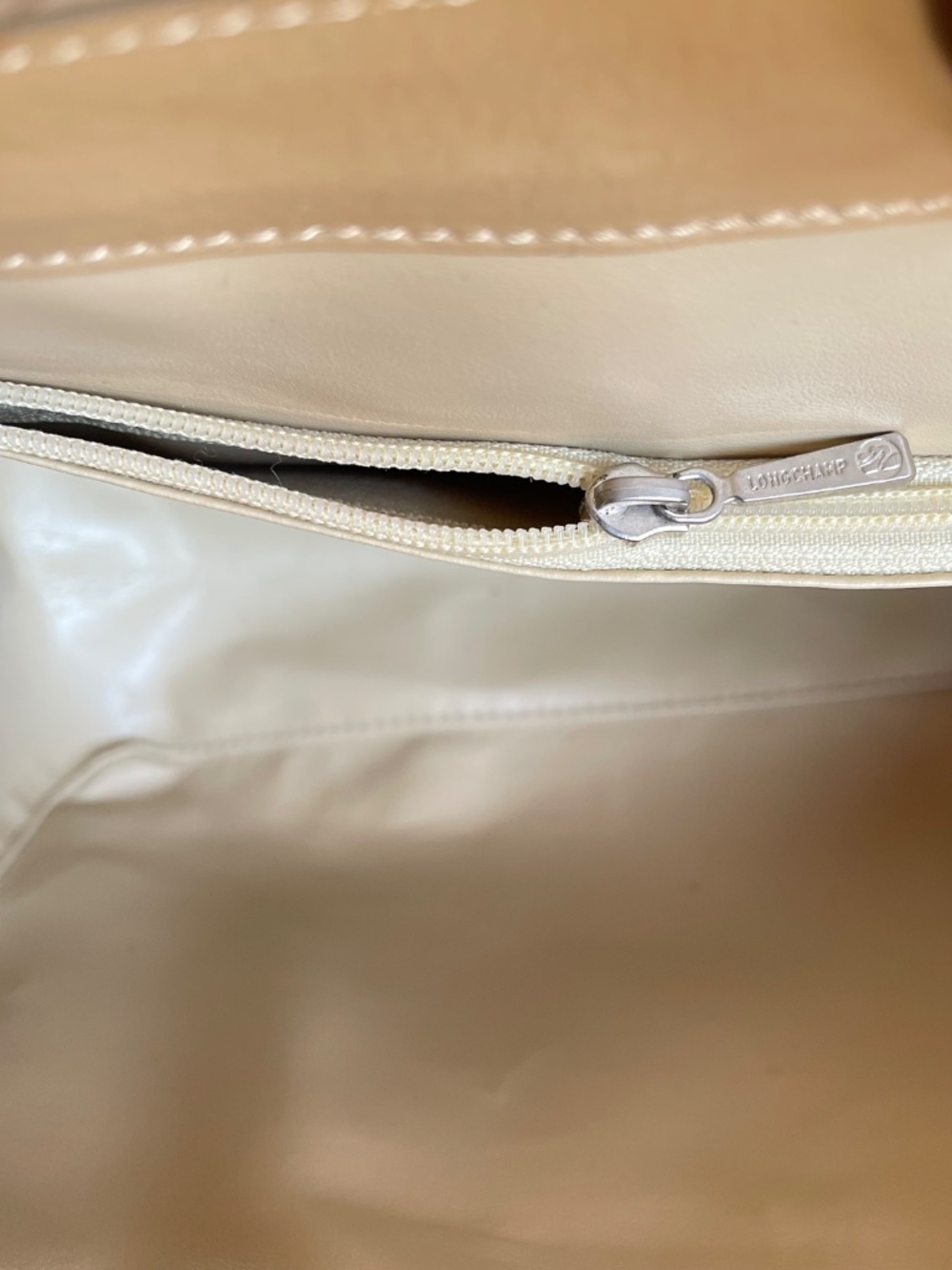 Longchamp Beige Patent Leather Top-Handle Tote - Picture 6 of 12
